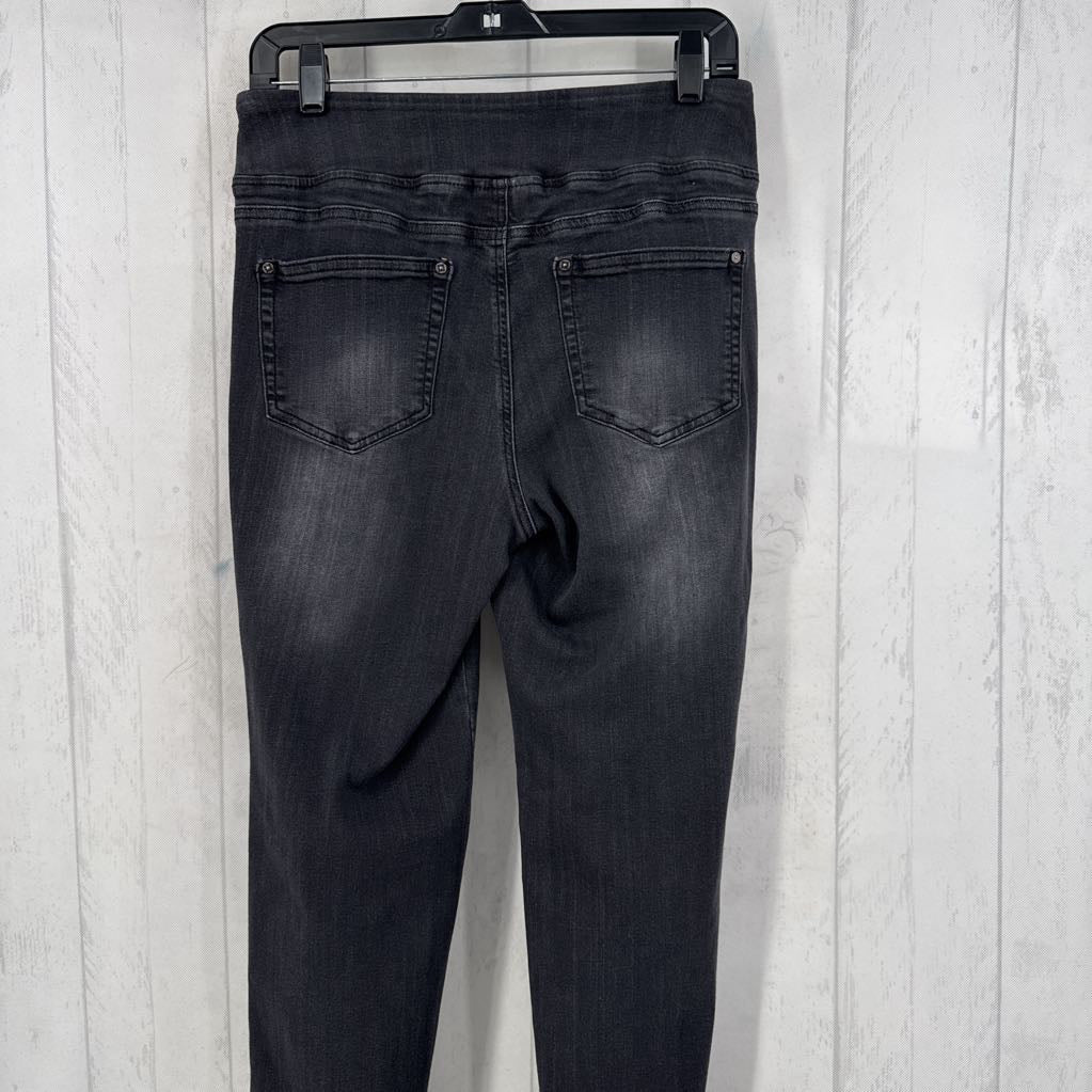 10 pull-on stretch jeans