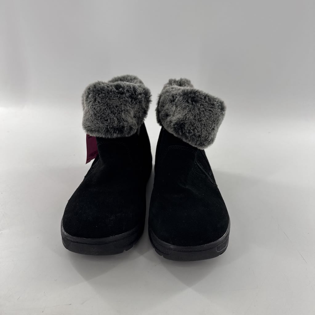8 faux sherpa lined bootie