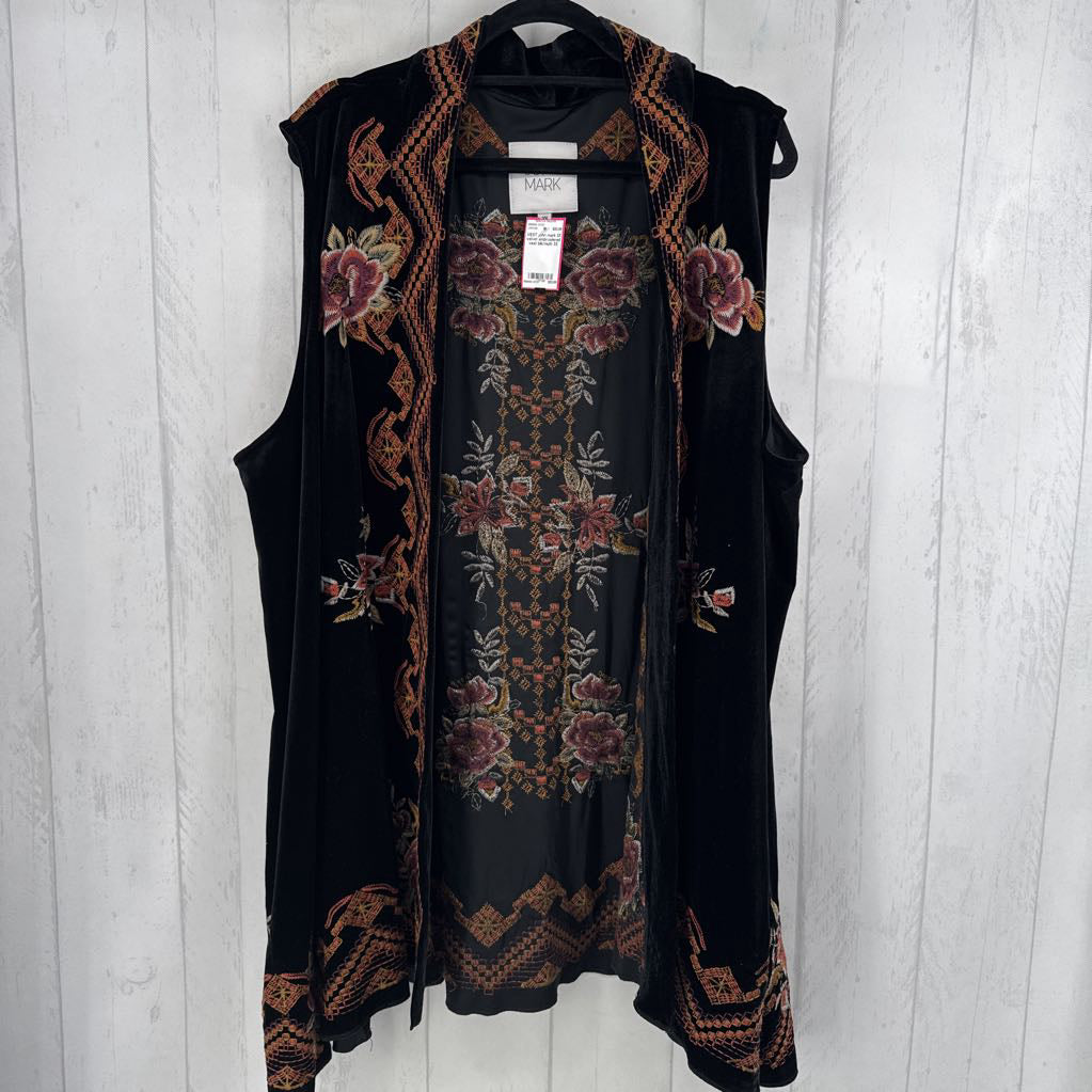 3X velvet embroidered vest