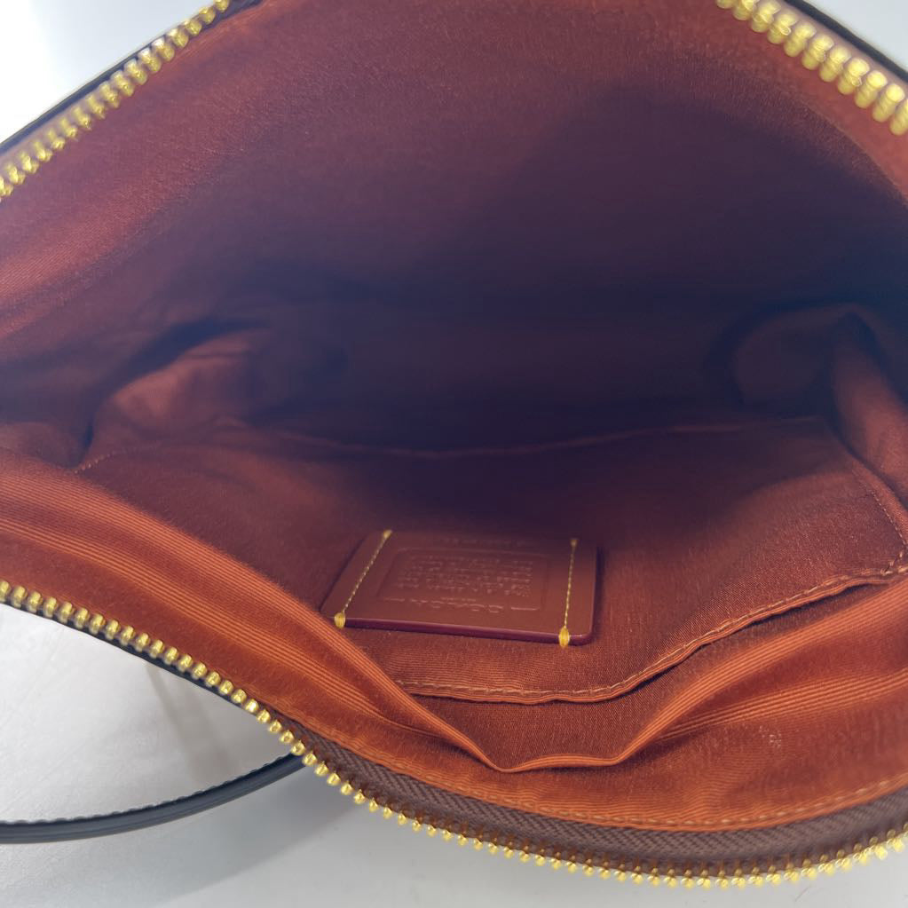 signature file crossbody