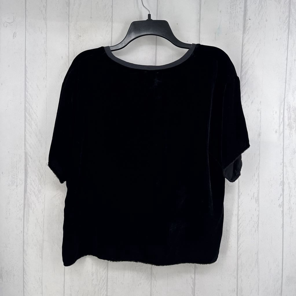 M velvet v-neck s/s top