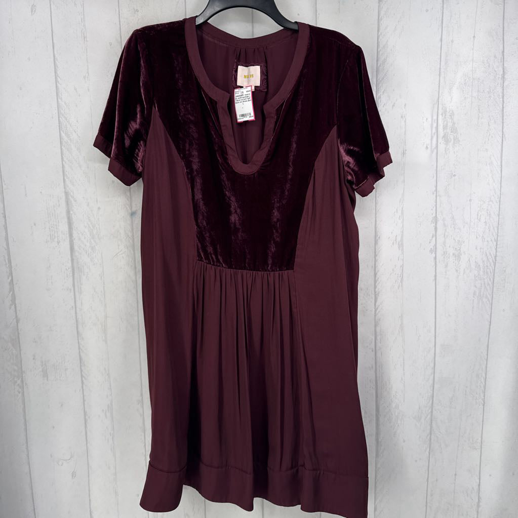L velvet accent split neck s/s dress