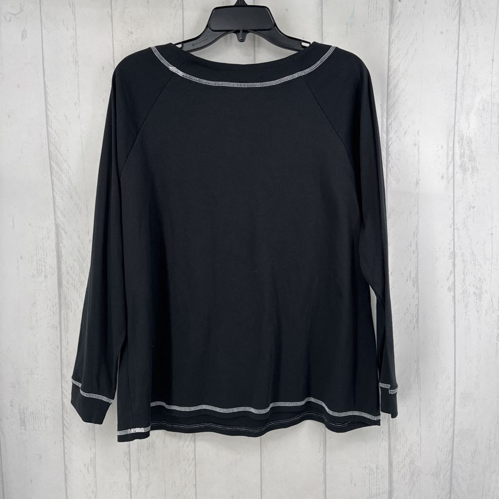 XL round neck stitched l/s top