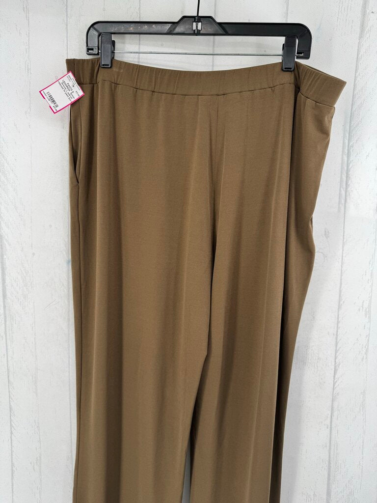 L pull-on relaxed fit pant