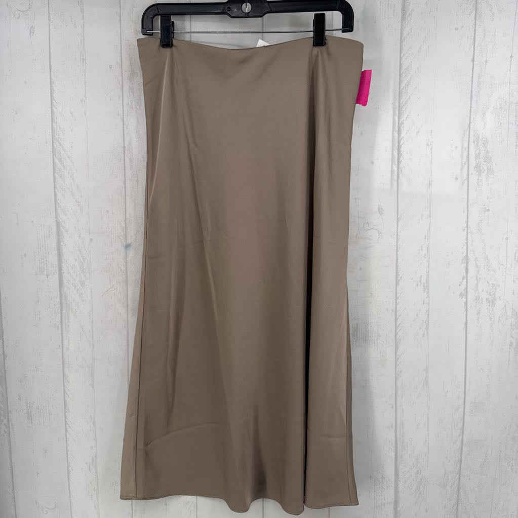 M pull-on silky skirt