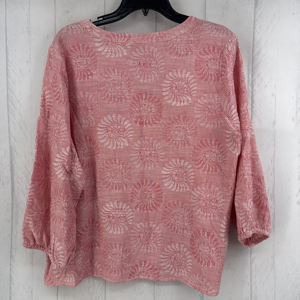 L embroidered split neck 3/4 slv top