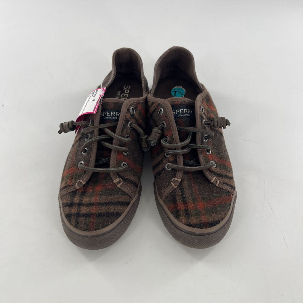 7.5 animal print lace up boat shoes