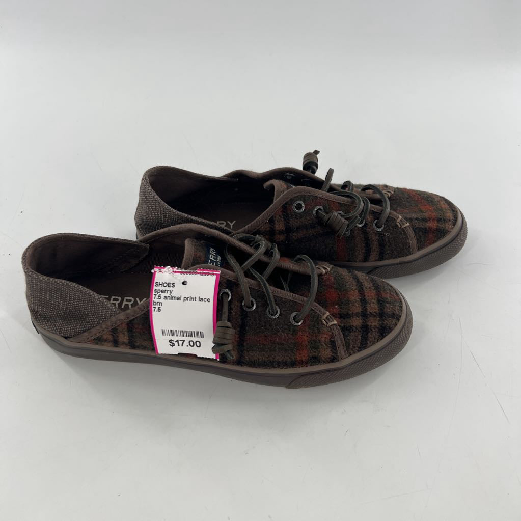 7.5 animal print lace up boat shoes