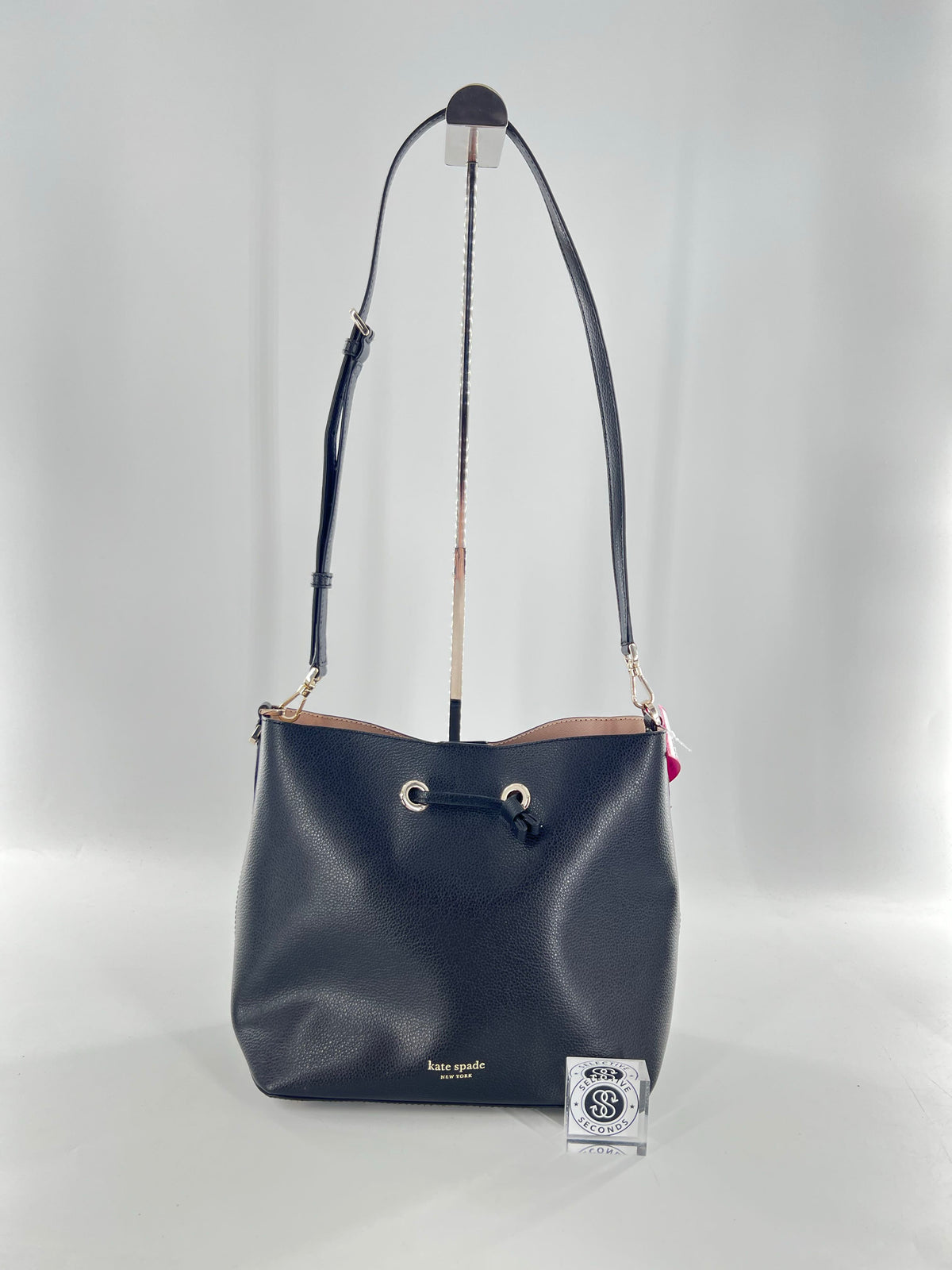 drawstring magnetic closure bucket bag