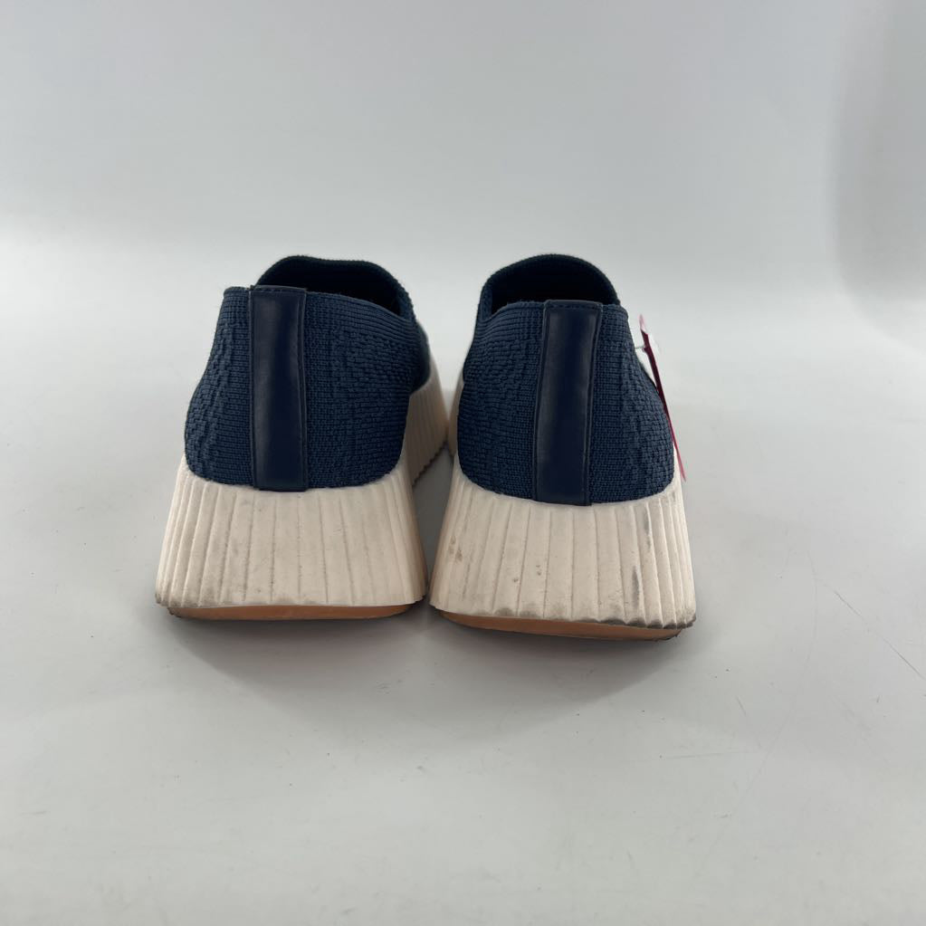 8 knit platform slip-on sneaker