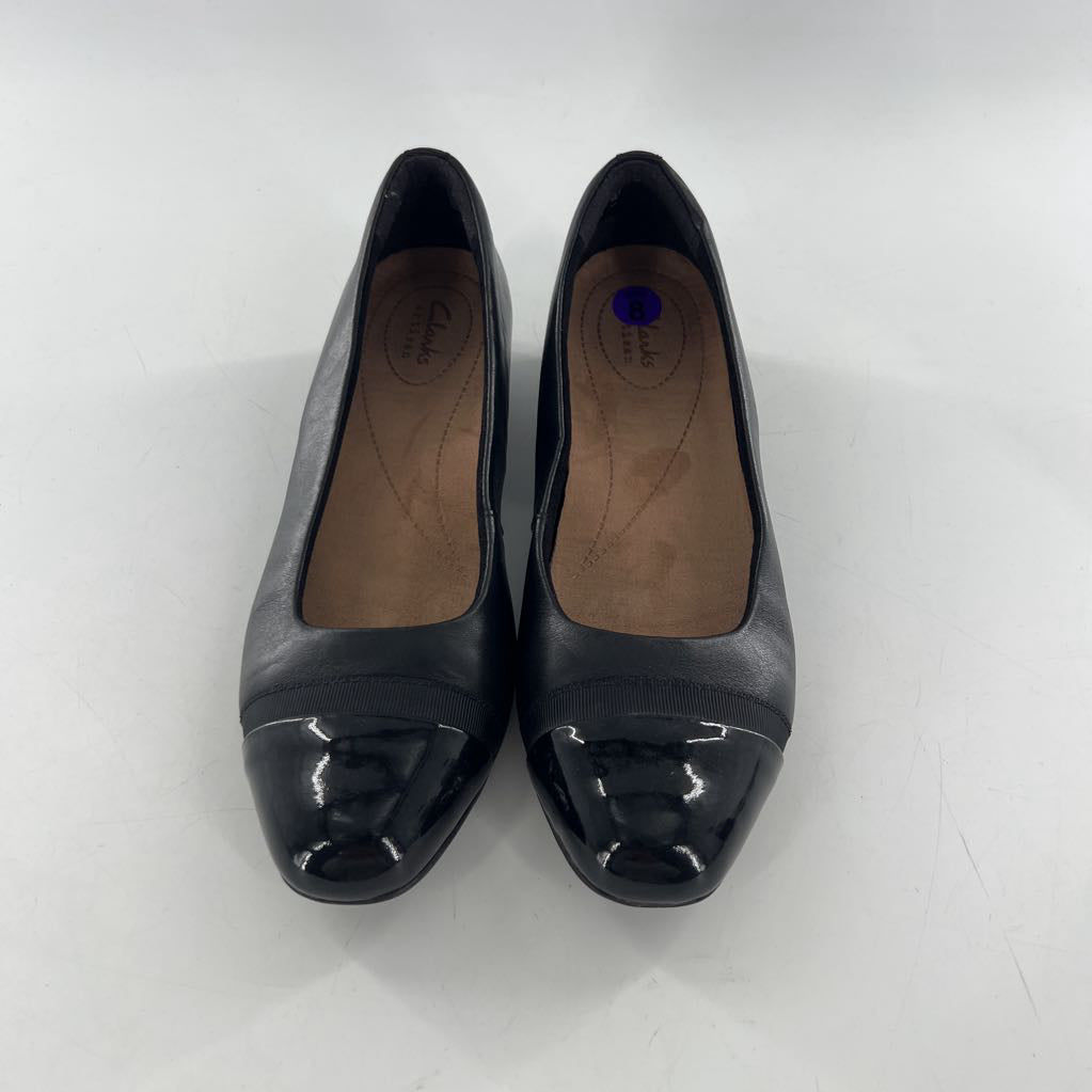 8 leather slip-ons