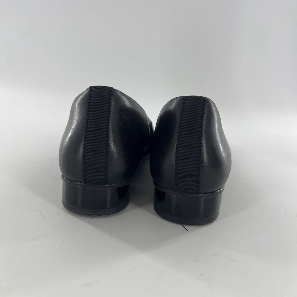 8 leather slip-ons