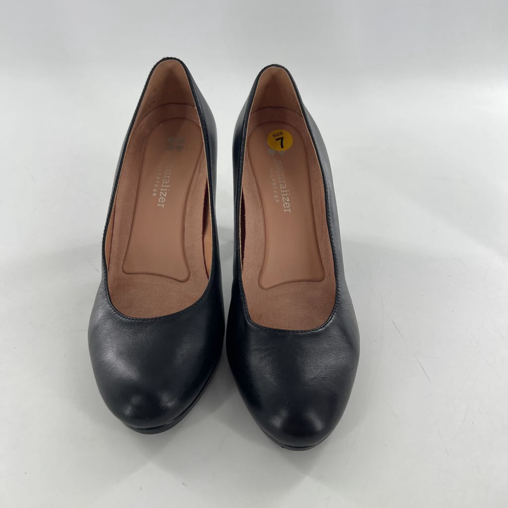 7 leather pumps