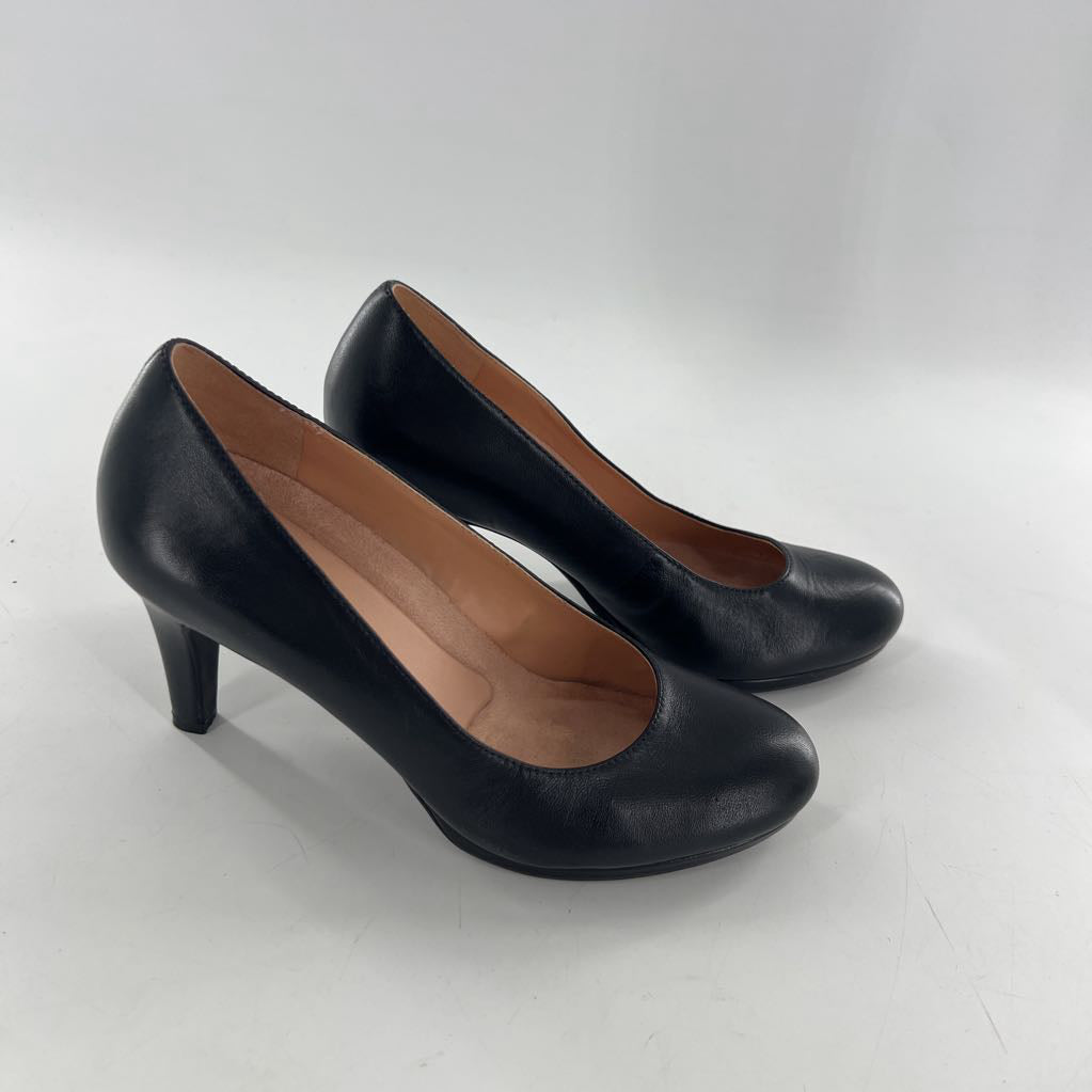 7 leather pumps