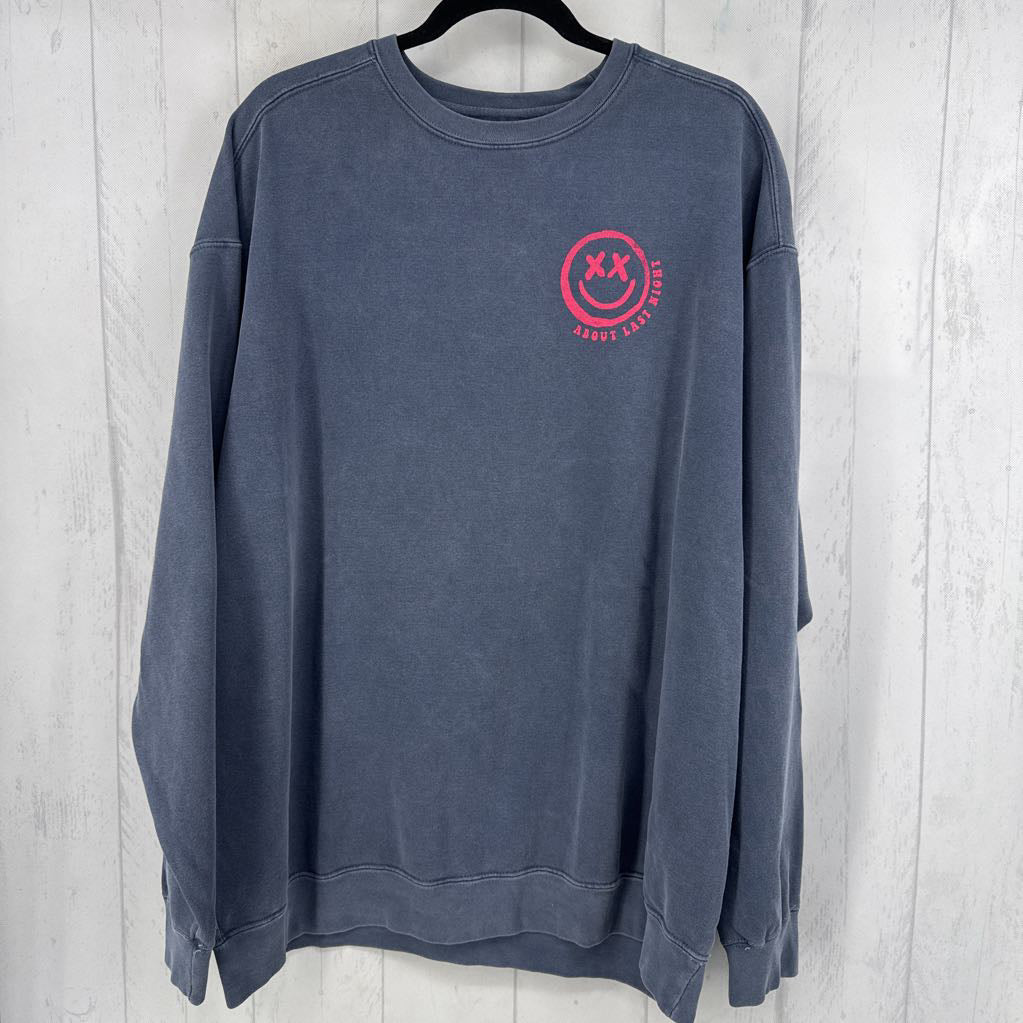 2XL smiley face crewneck sweatshirt