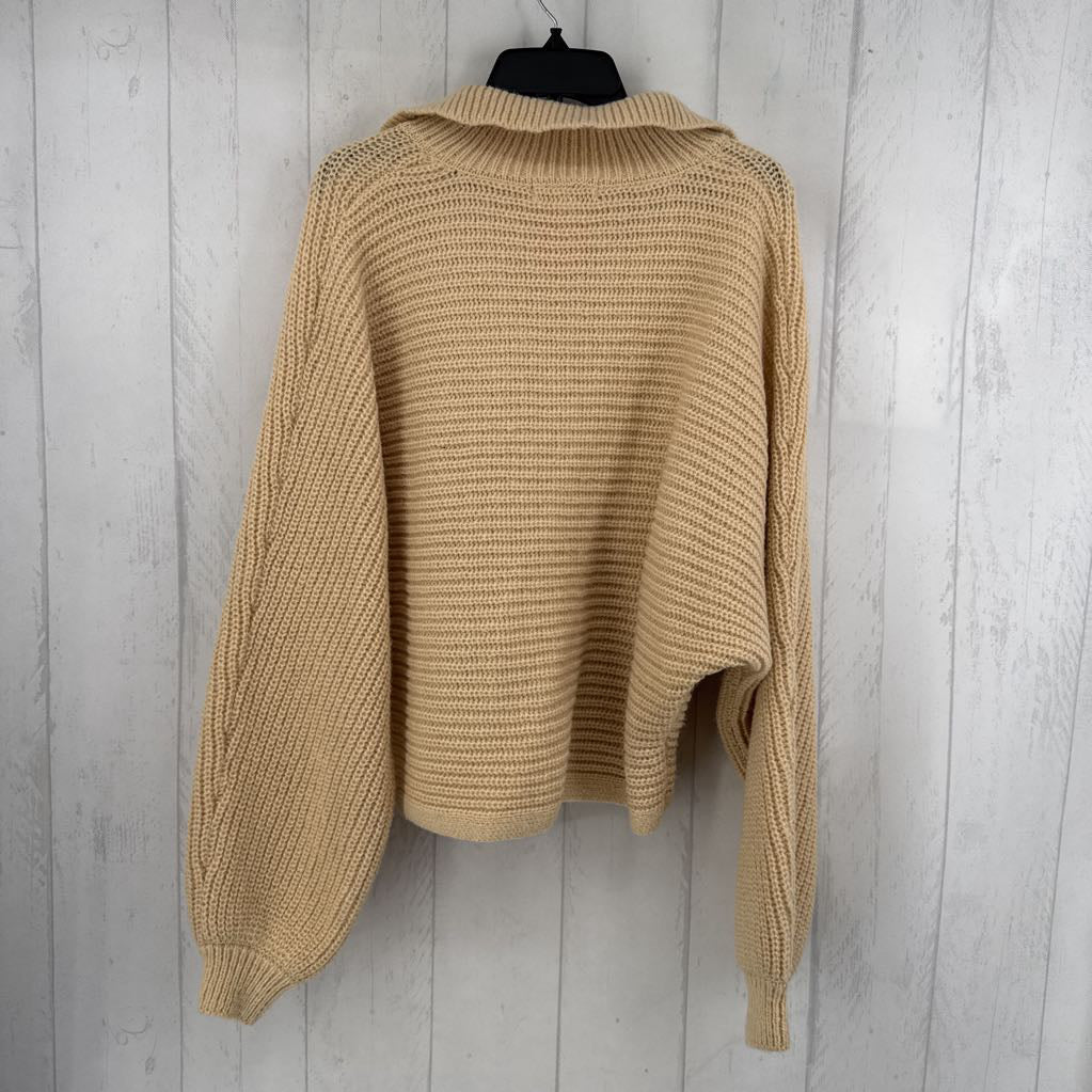M split neck collar sweater