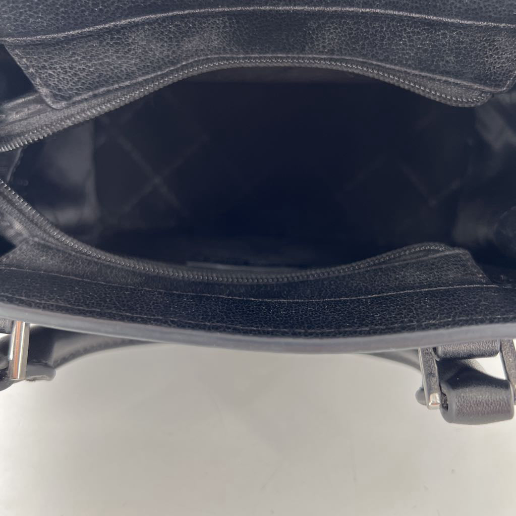 R498 signature logo satchel