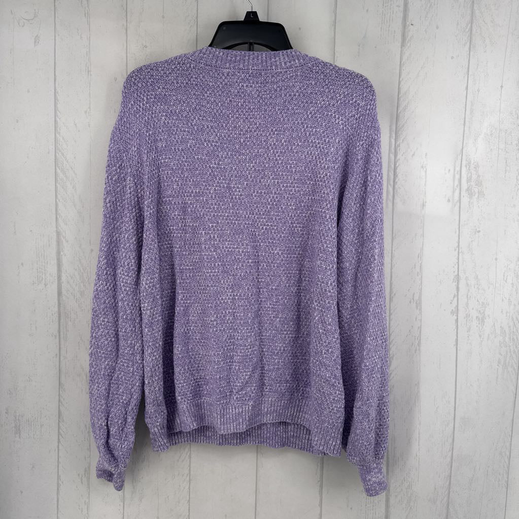 M crewneck sweater