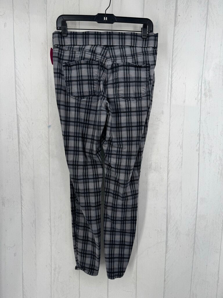 8 plaid pull-on skinny pant