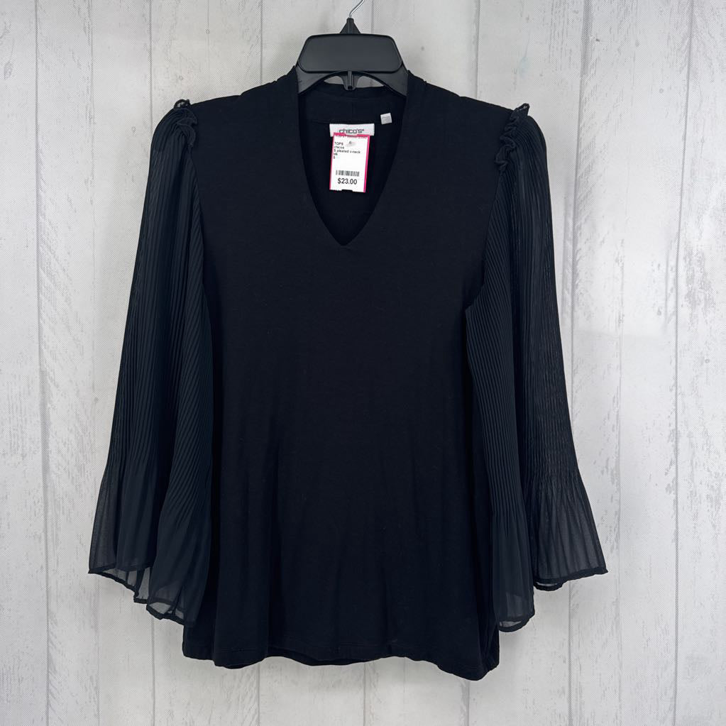 S pleated v-neck 3/4 slv top