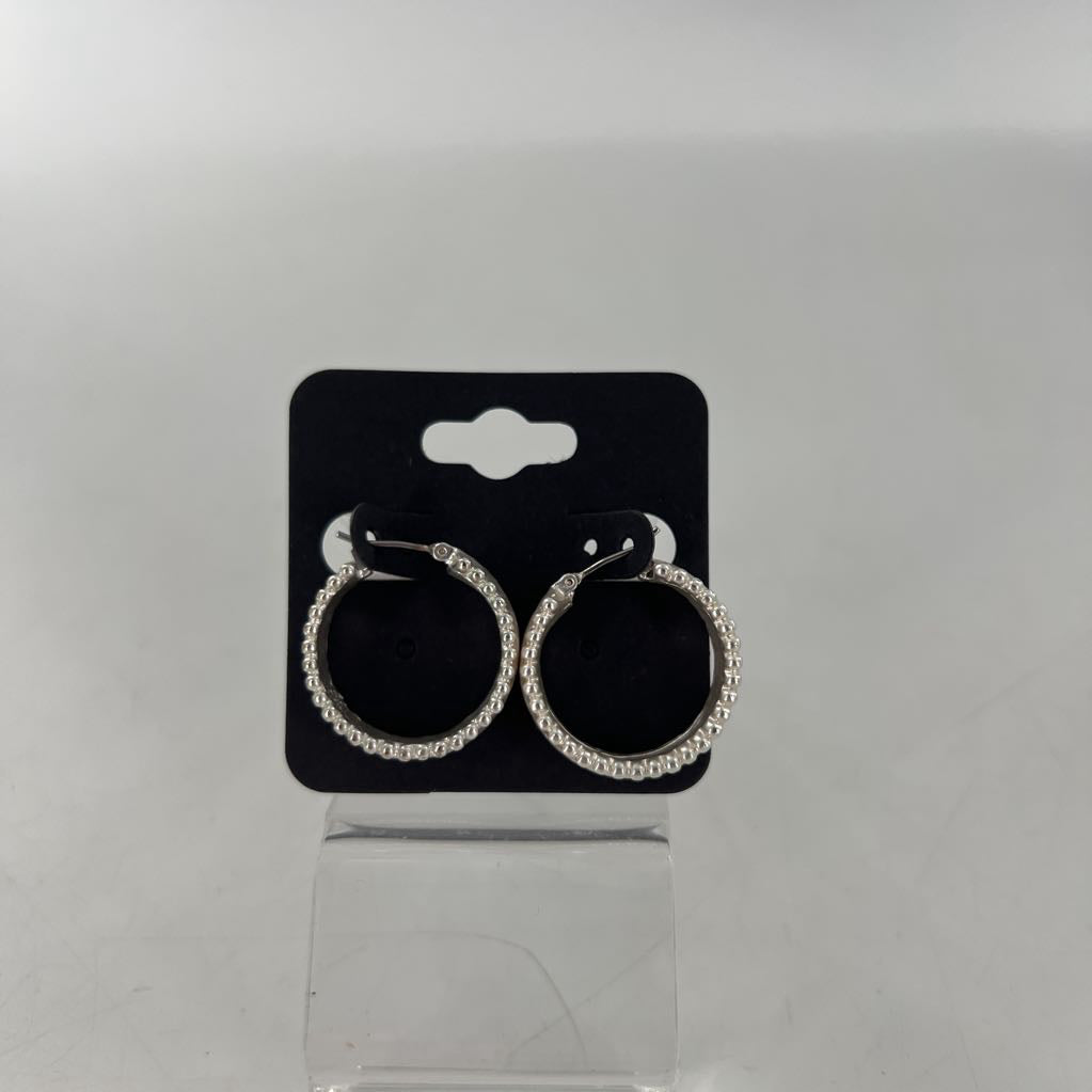 beveled silver hoop earrings