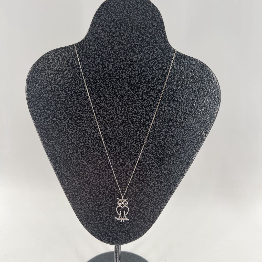 10" silver owl pendant necklace
