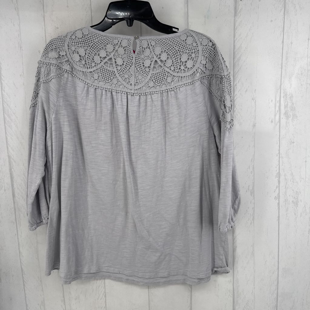 L lace detail 3/4 slv top