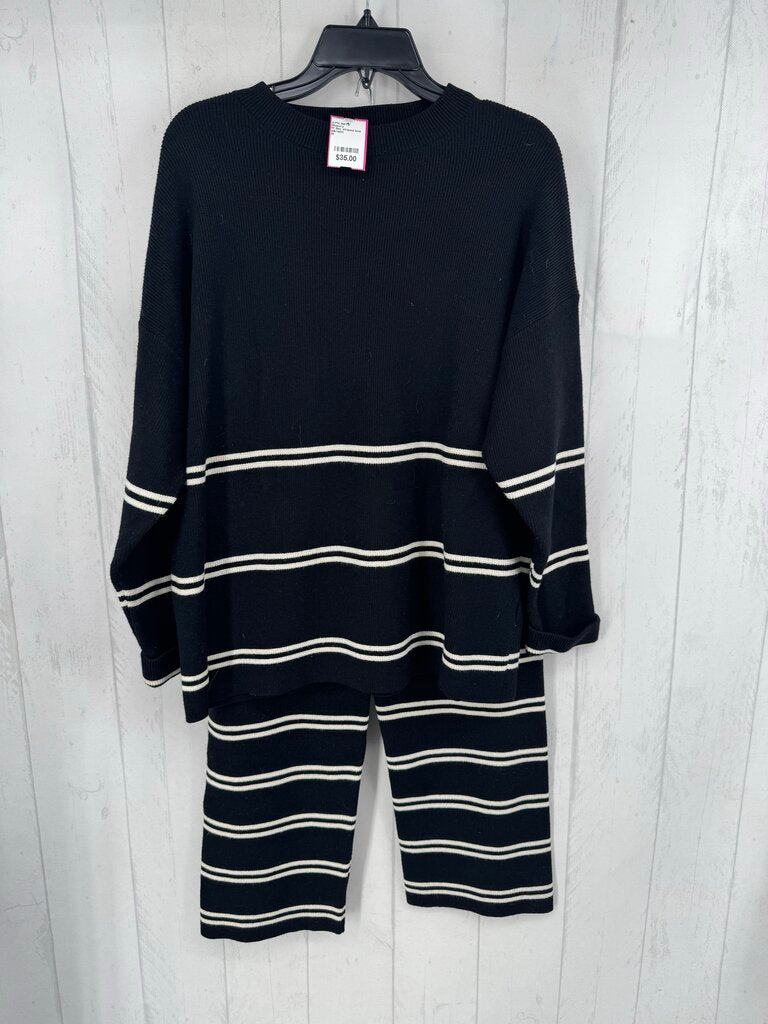 M 2pc striped knit pant set