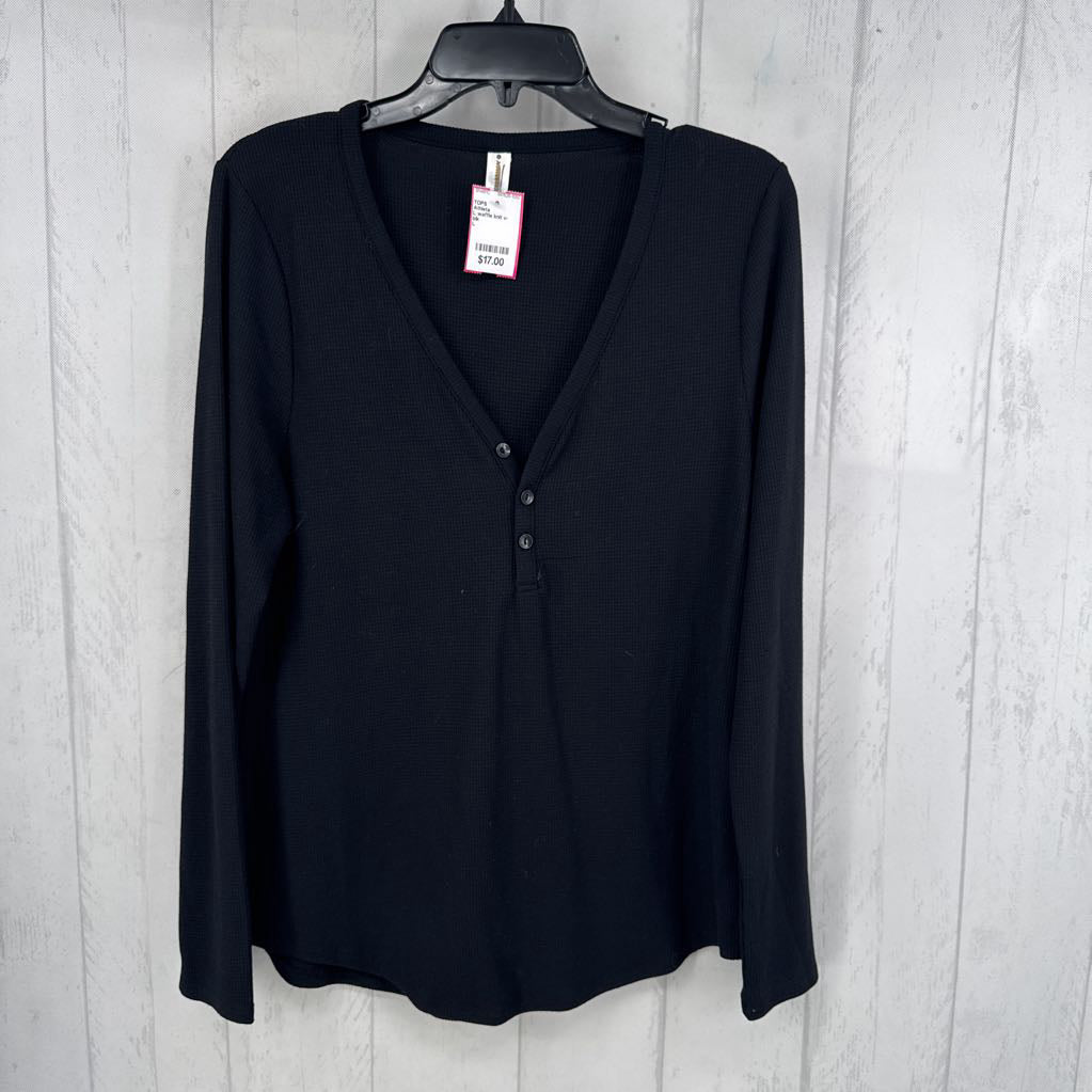 L waffle knit v-neck l/s top