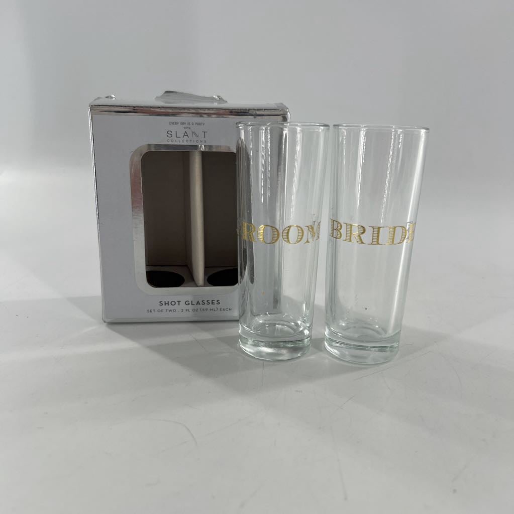 set of 2 shot glasses-bride & groom