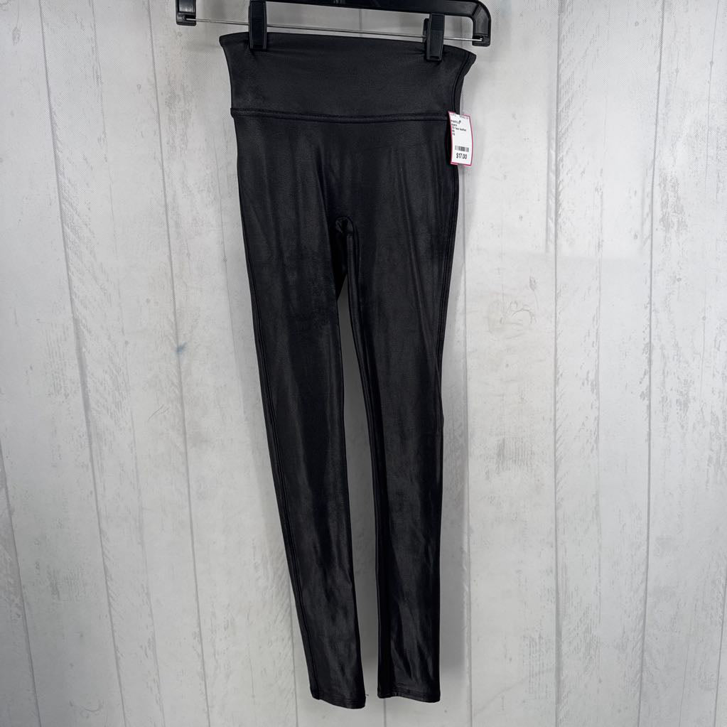 XS faux leather leggings