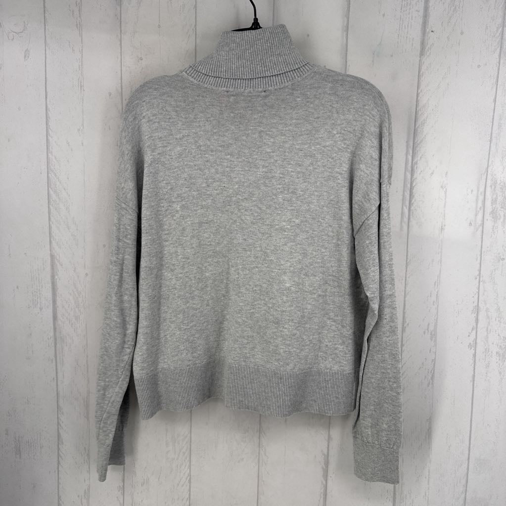 S sequin pocket t-neck sweater