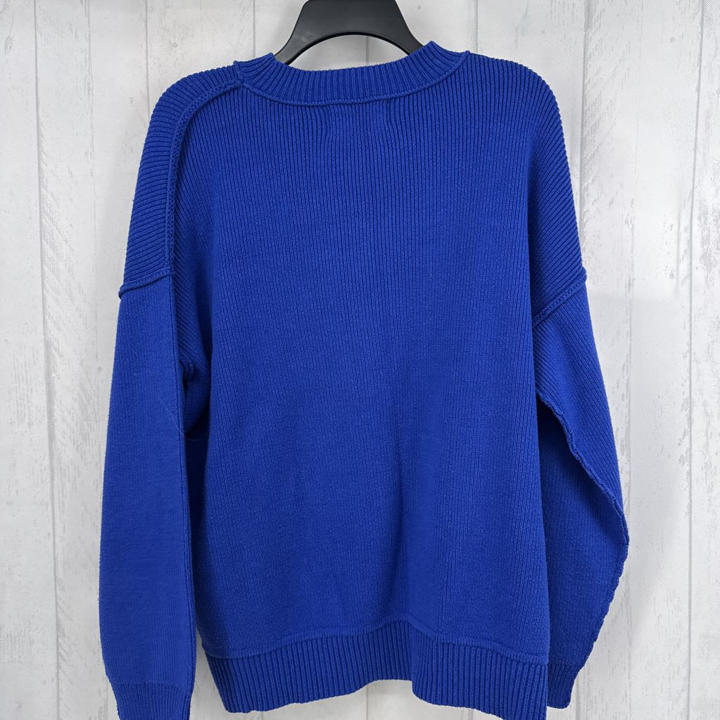 M crewneck sweater