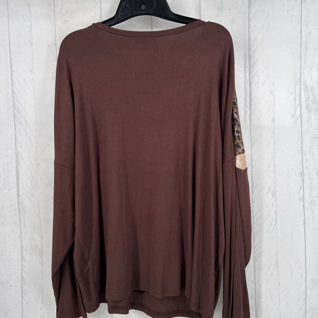 L sequin animal print l/s top