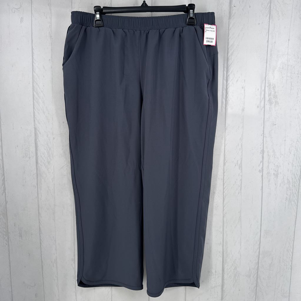L pull-on crop pant
