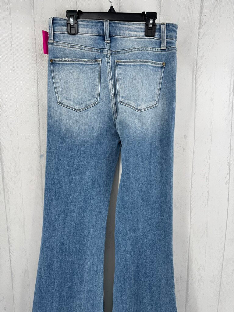 7 flare leg jean