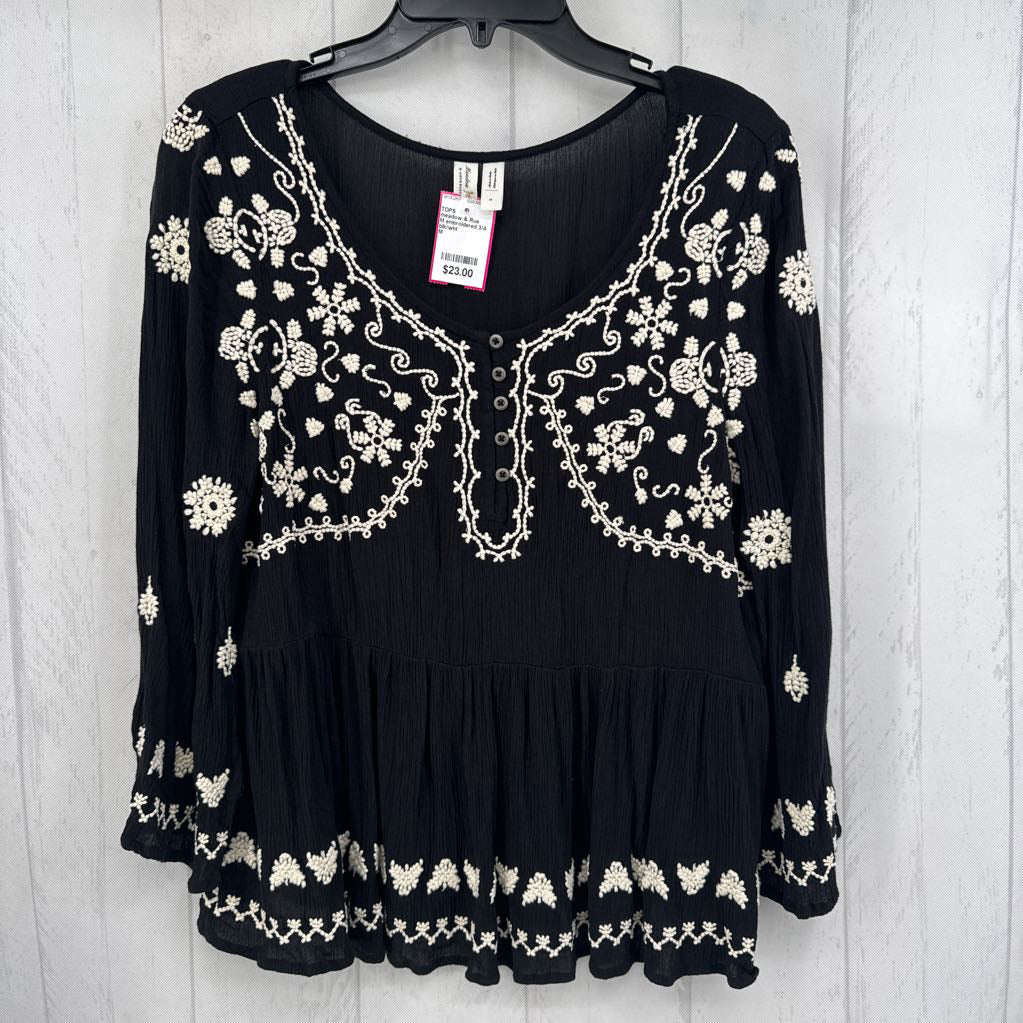 M embroidered 3/4 slv peplum top