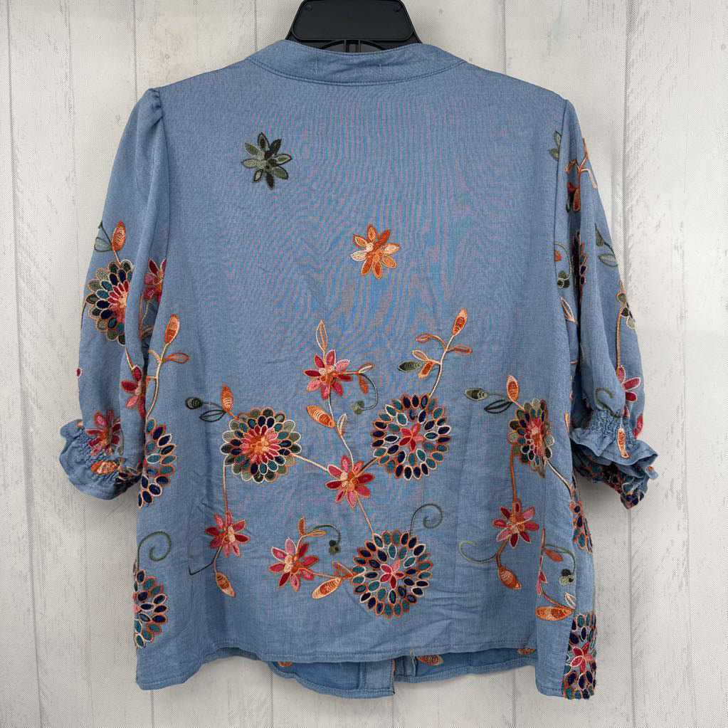 M flo embroidered button down s/s top