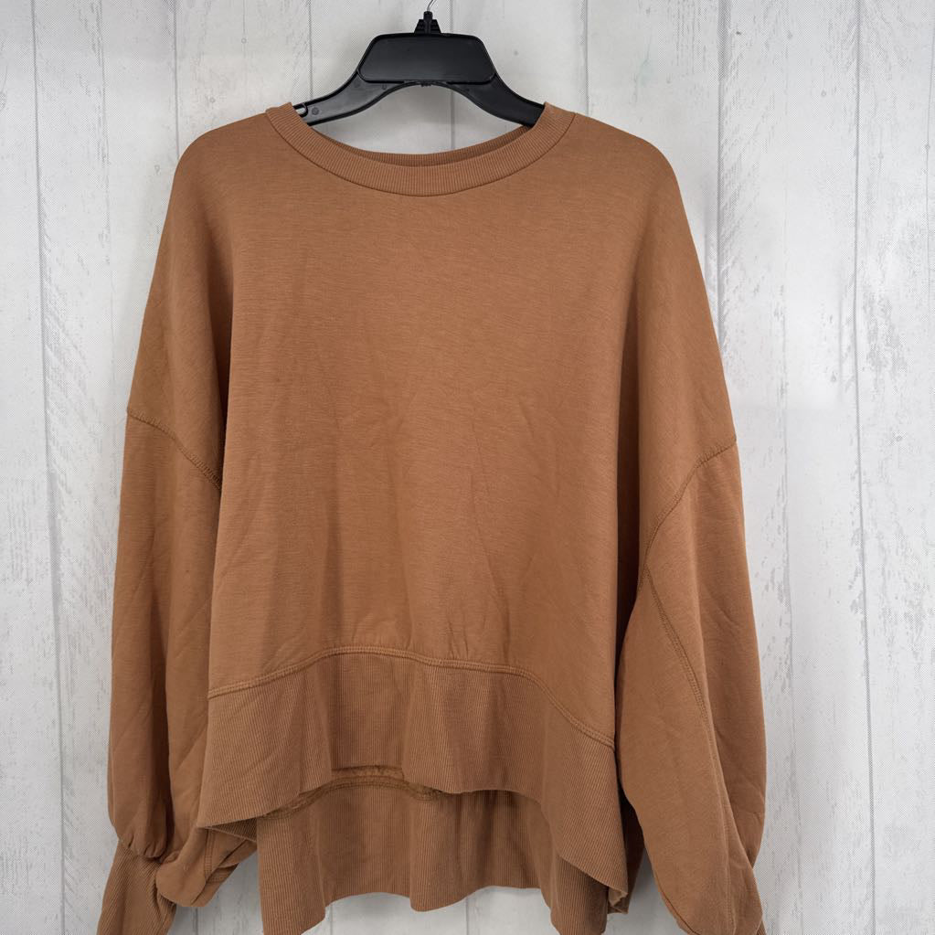 1X crewneck sweatshirt