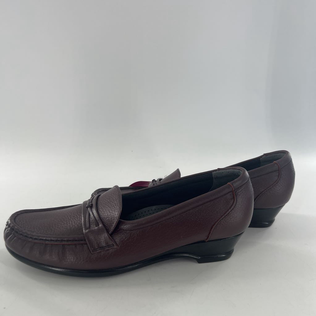 9 leather loafer