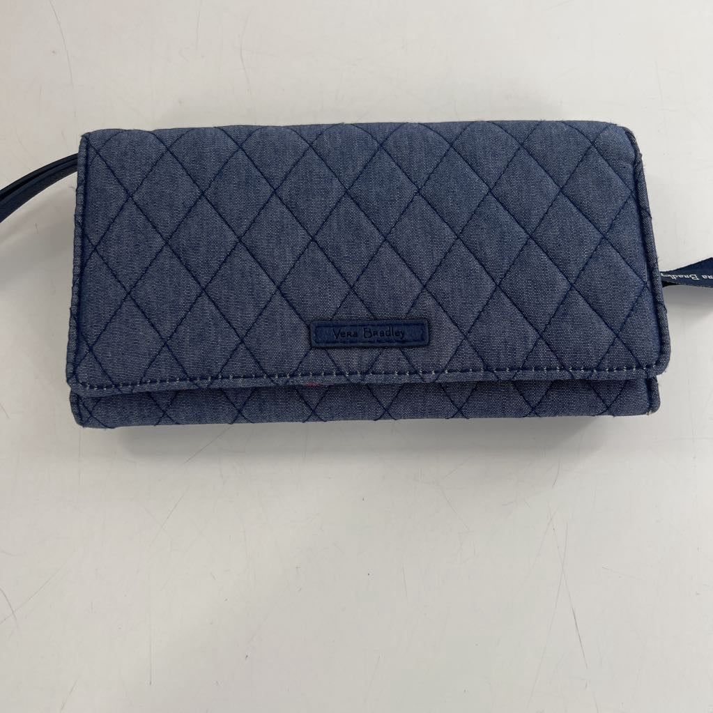 quilted bi-fold wristlet/wallet