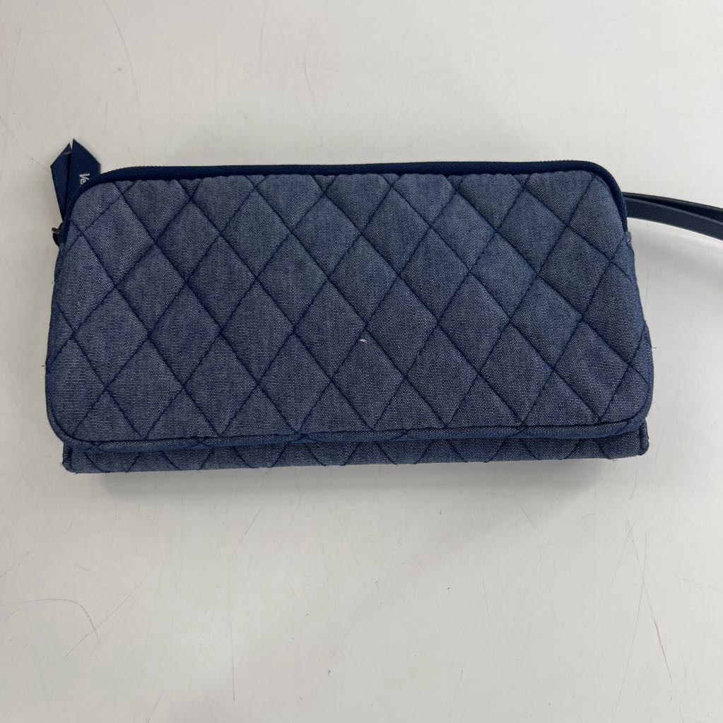 quilted bi-fold wristlet/wallet