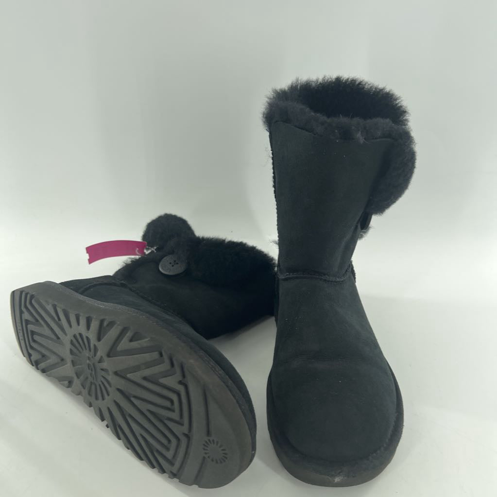 7 sherpa lined boot