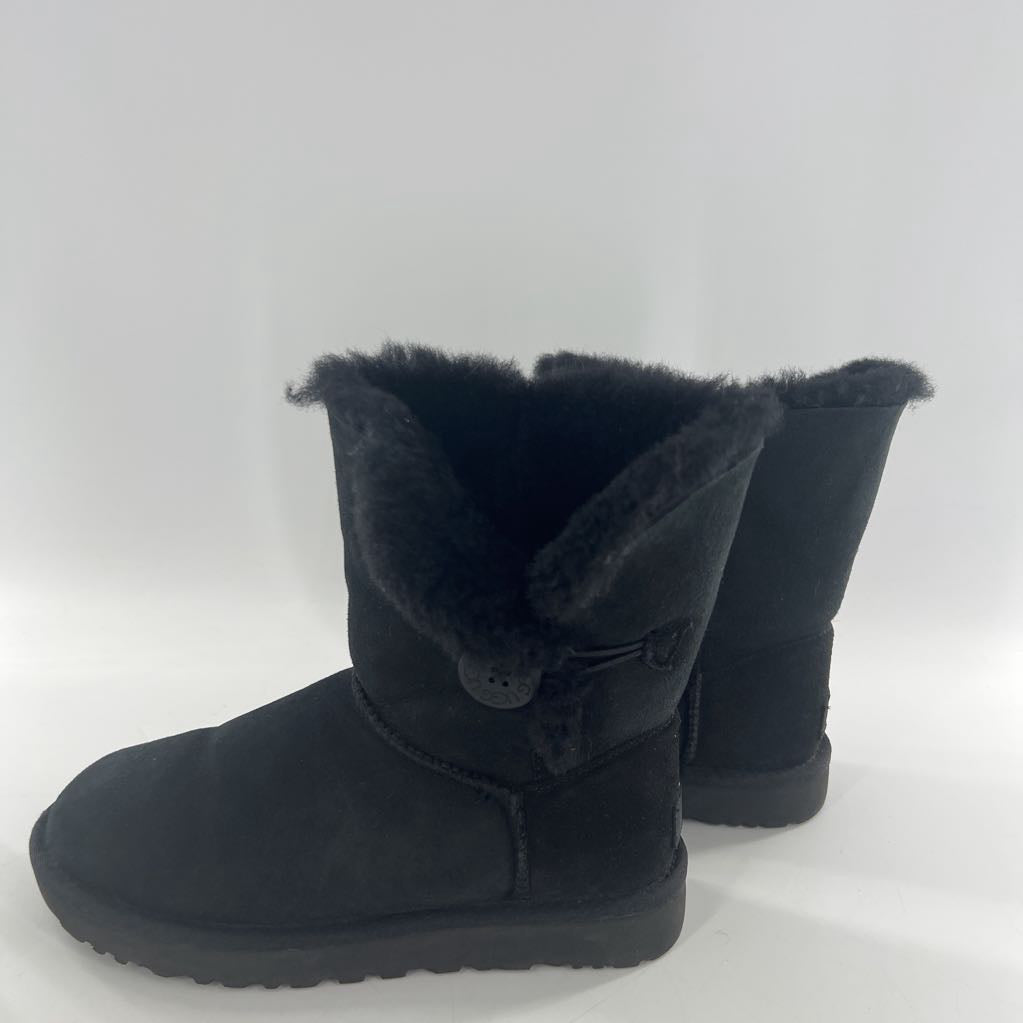 7 sherpa lined boot