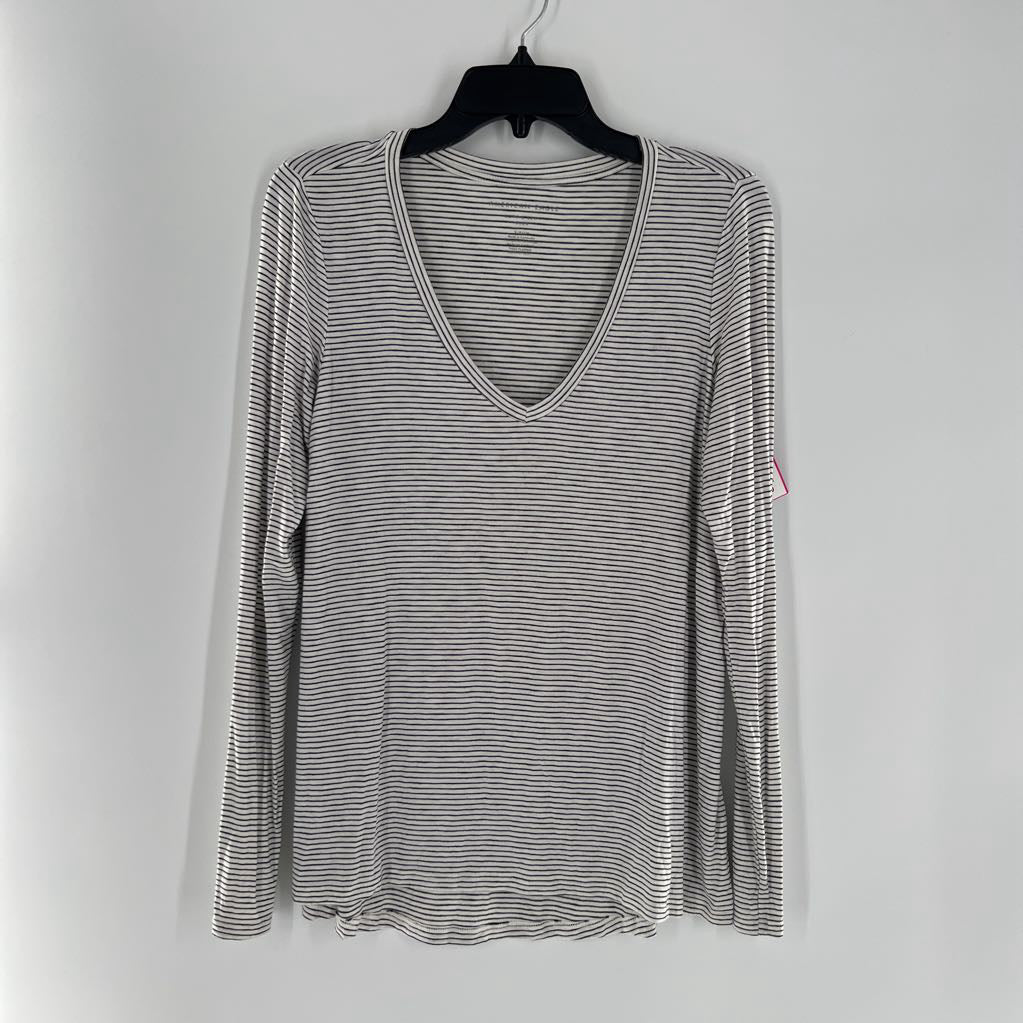 S striped v-neck l/s tee