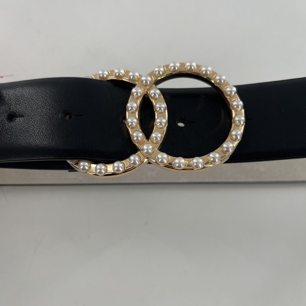 M leather belt w/ pearl embelished buckle