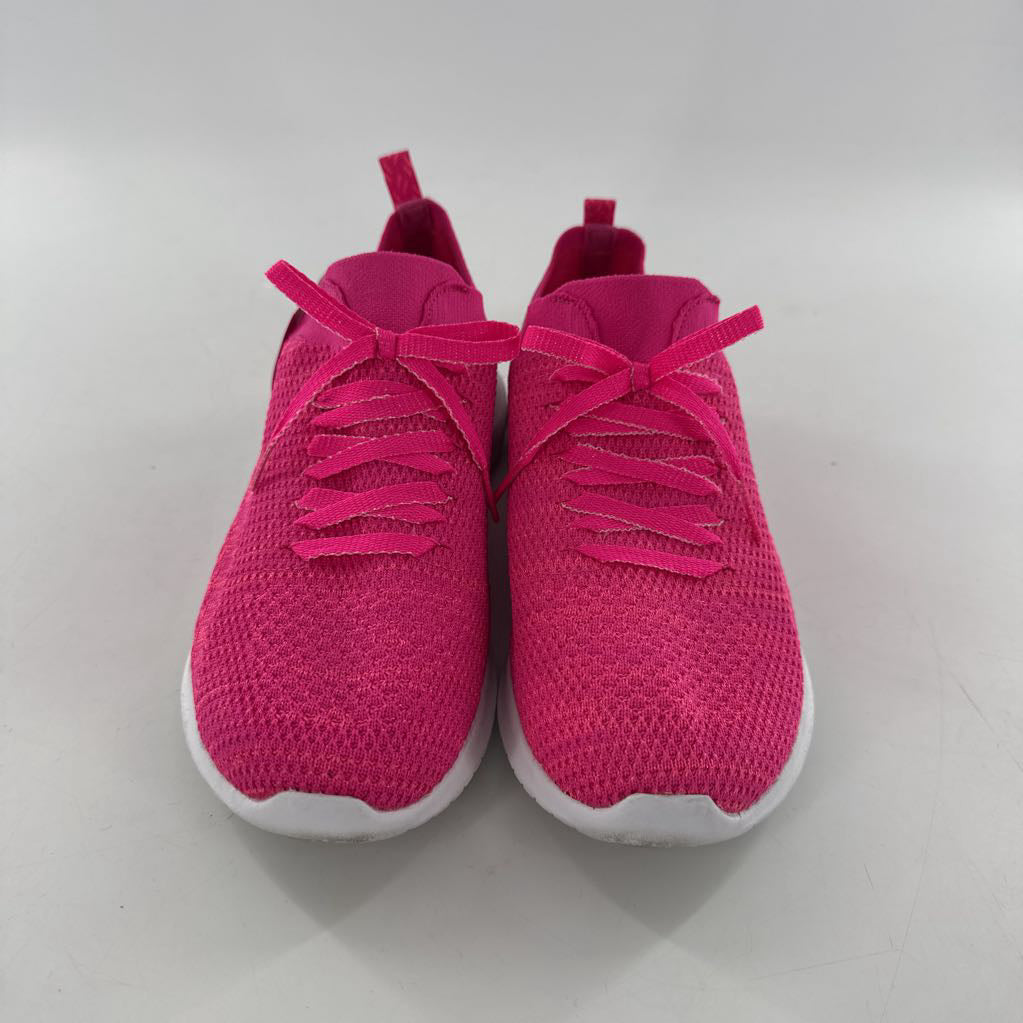 8.5 knit slip-on sneaker