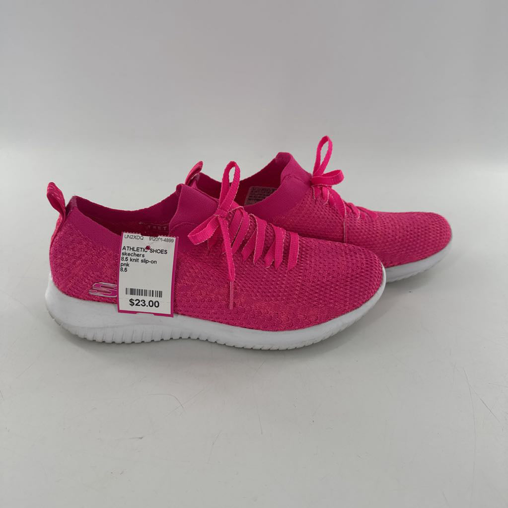 8.5 knit slip-on sneaker