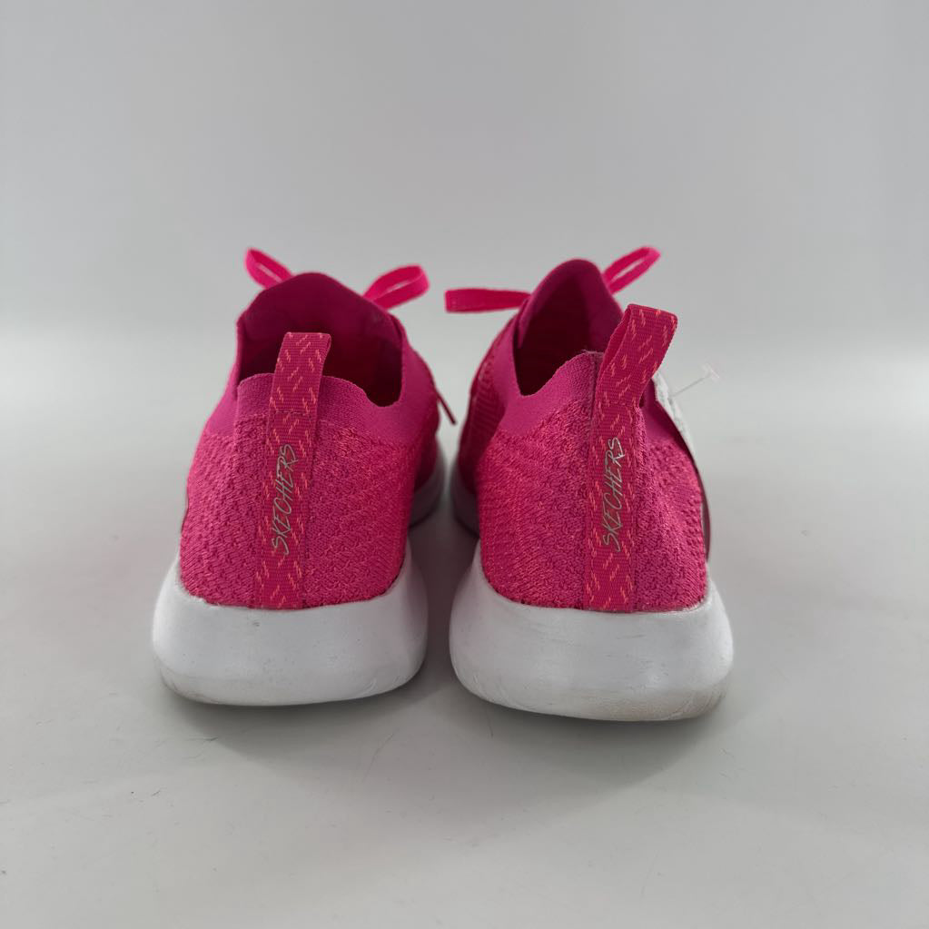 8.5 knit slip-on sneaker