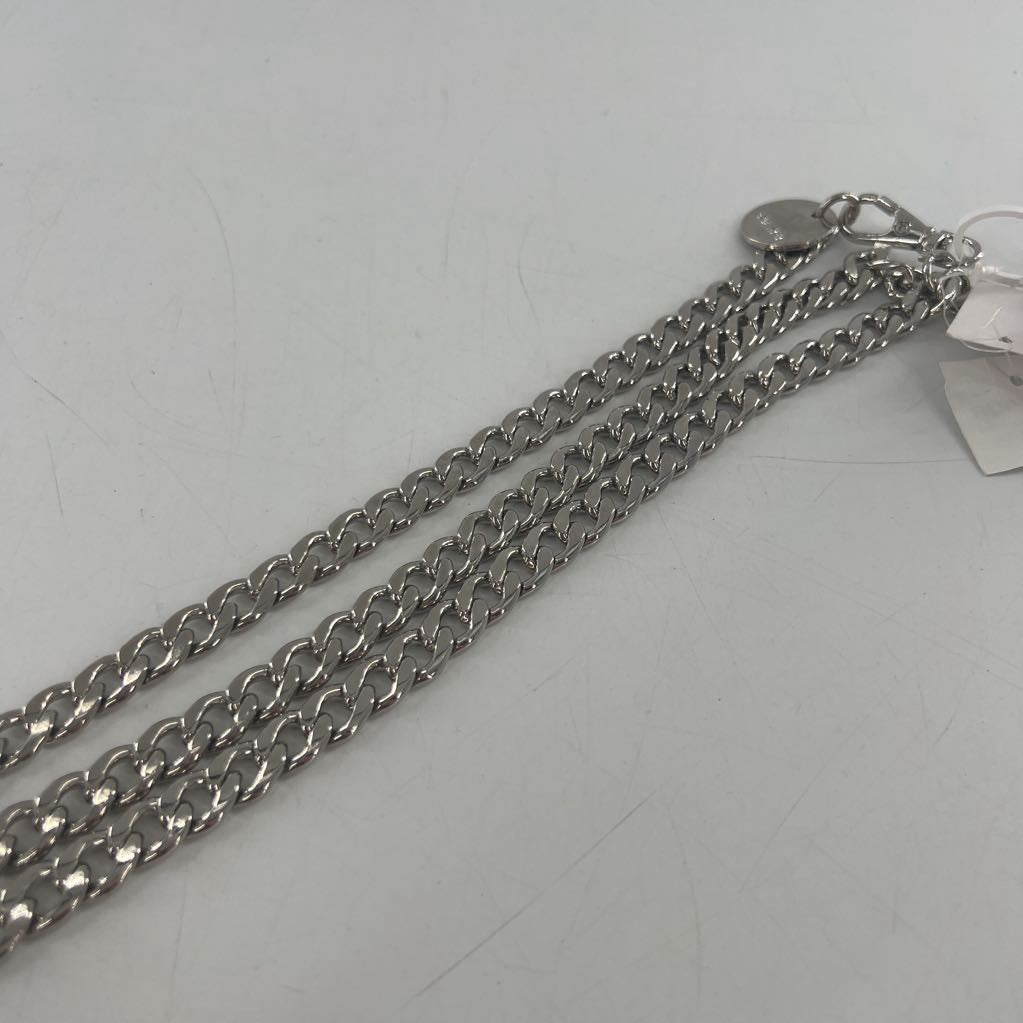 S/M silver chain belt